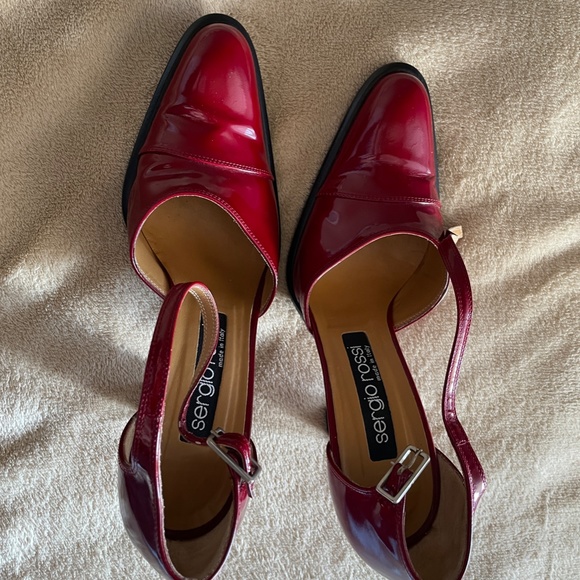 Candy Apple Red Patent Leather Sergio Rossi High Heel Shoes. Size 39 / US 9 - Picture 6 of 13